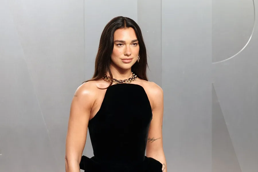 dua-lipa-demand-samsung